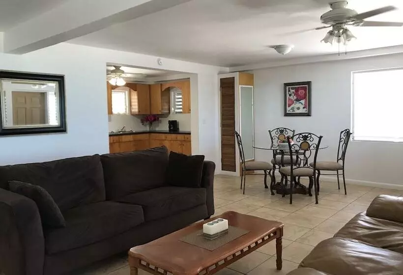 Caribbean Sea Breeze Villas