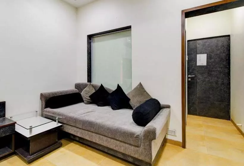 Hotelli Townhouse Shiva S Valley