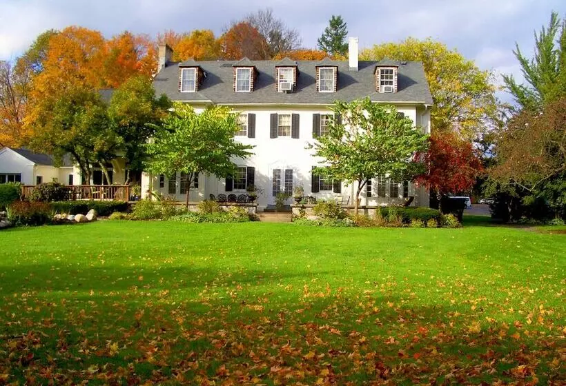 Hotelli 10 Fitch Luxurious Romantic Inn