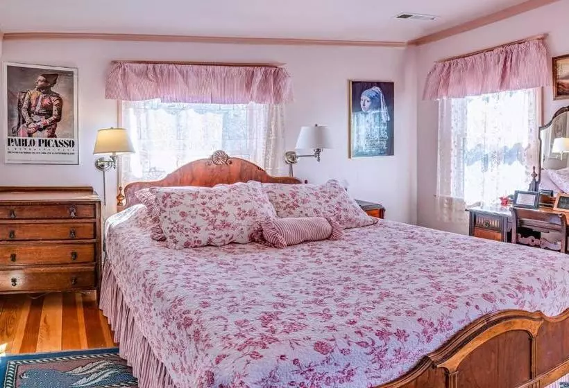 ホテル Anne Hathaway House