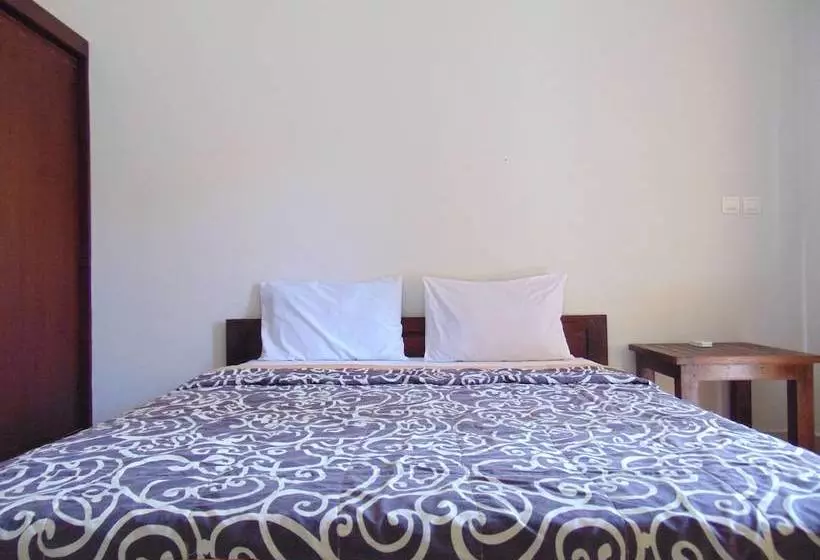 Hotelli Baik Baik Homestay