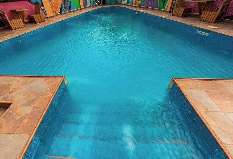 Hotel Bays Luxury Lodge