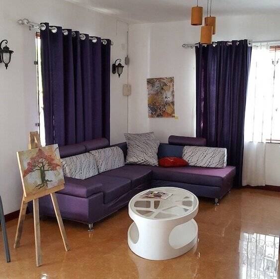 هتل Casa La Siesta