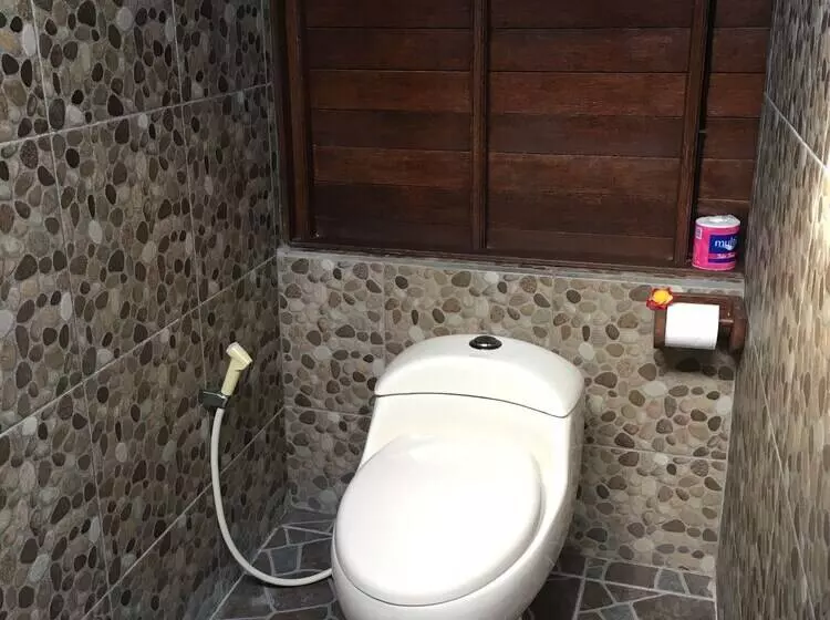 هتل Cassava Bungalow