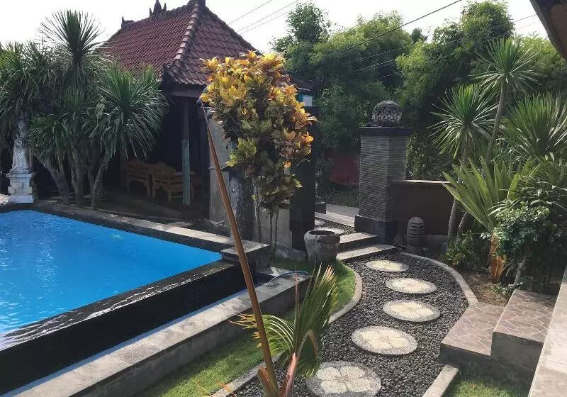 هتل Cassava Bungalow