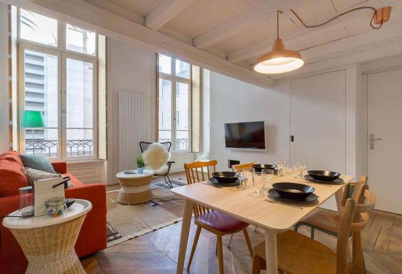 Hotell Like Home Opéra