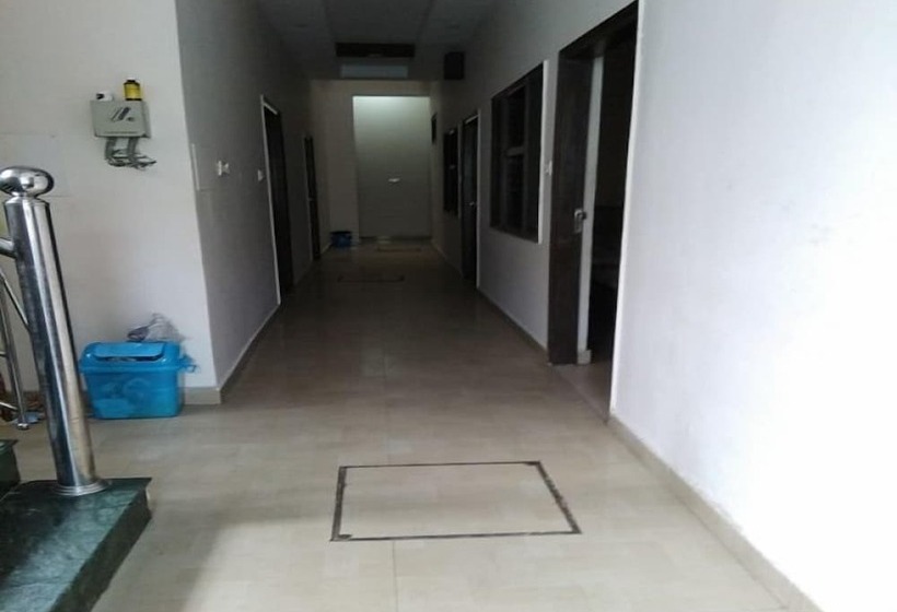 هتل Madhuban Guest House