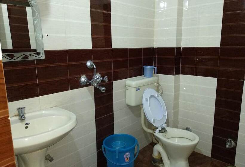 هتل Madhuban Guest House