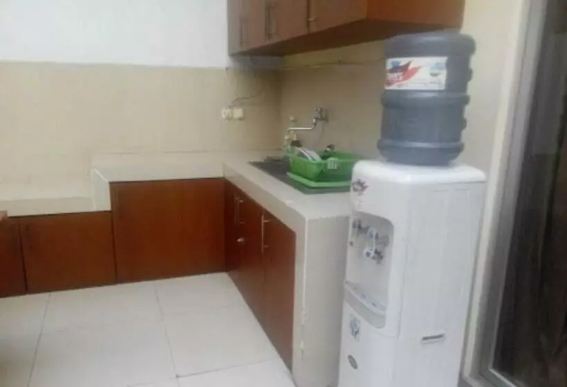 ホテル Soerabaja Place Guest House