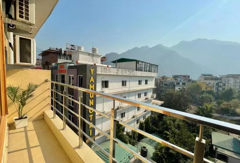 ホテル Wanna Stay Tapovan Rishikesh