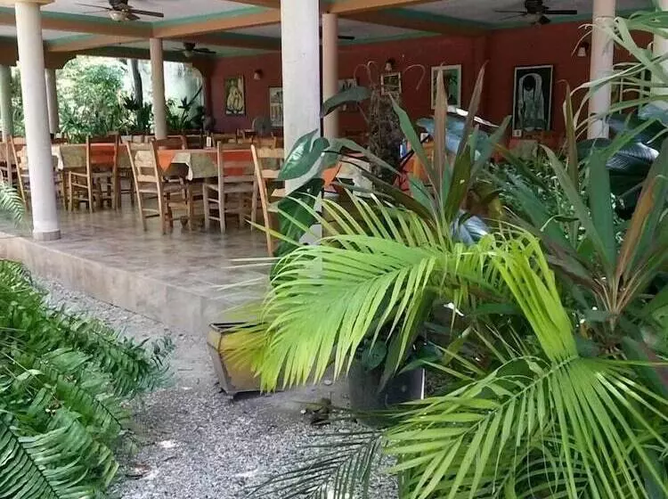 Le Jardin Hotel Restaurant