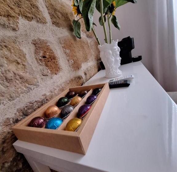 Отель B&b Antichi Colori