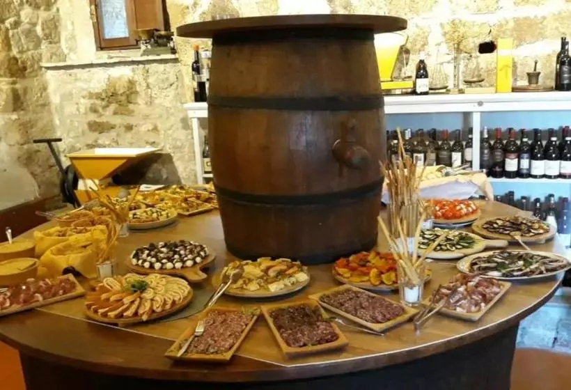 ホテル Antico Borgo La Commenda