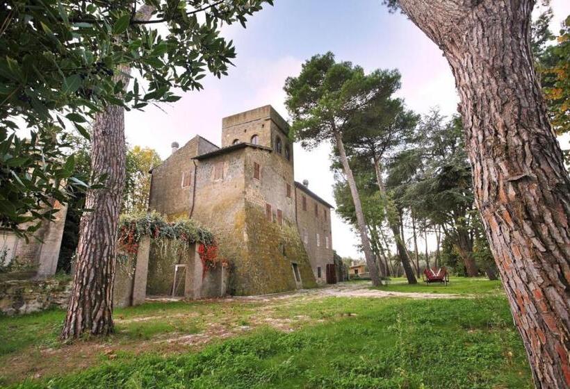 בית מלון כפרי Antico Borgo La Commenda