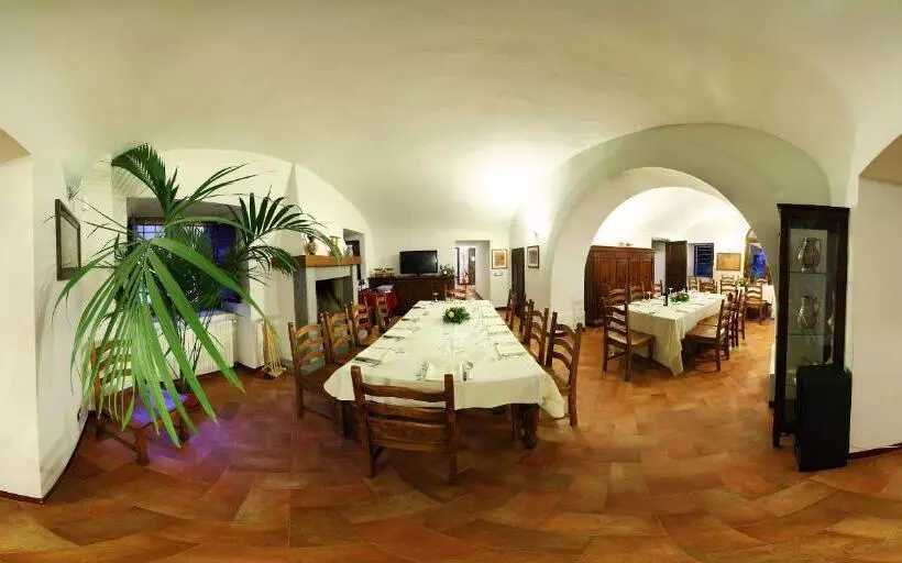 ホテル Antico Borgo La Commenda