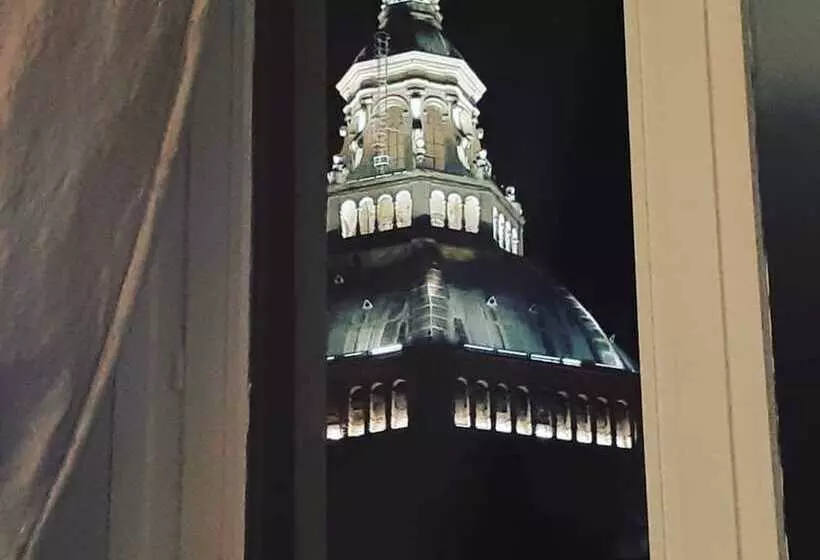 هتل Arnaboldi Palace