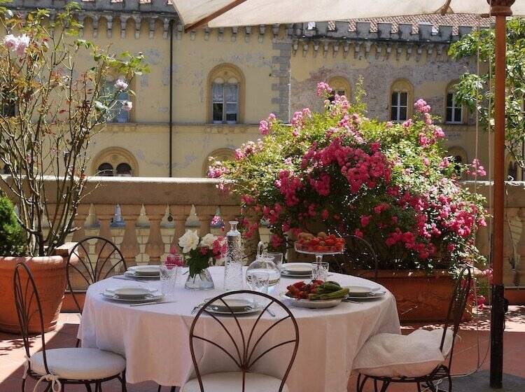 هتل Arnaboldi Palace