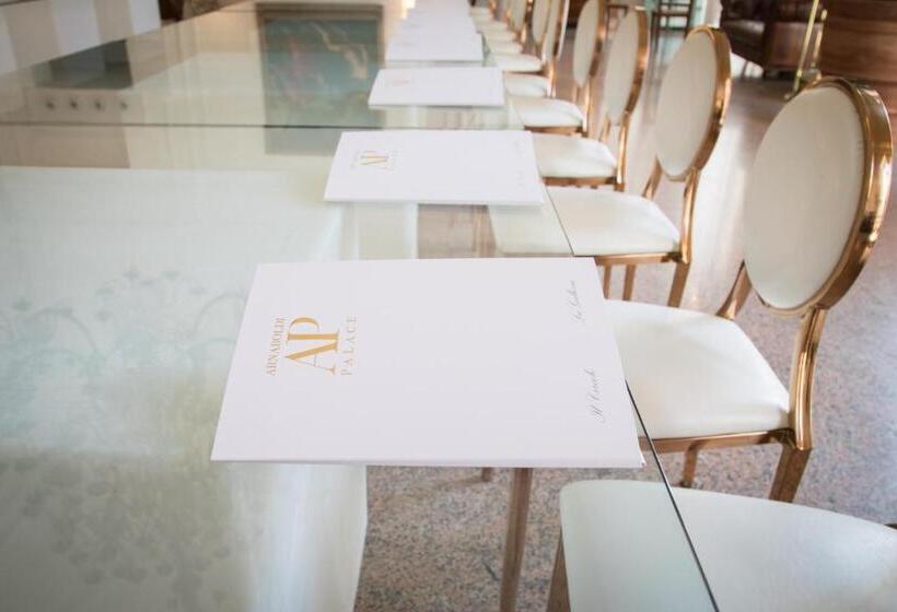 هتل Arnaboldi Palace