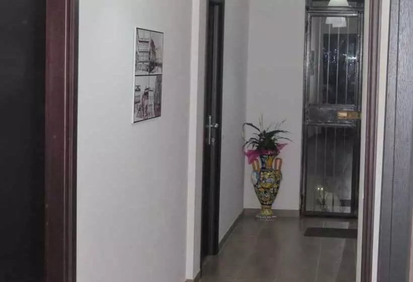 ホテル B&b Maison Blanche