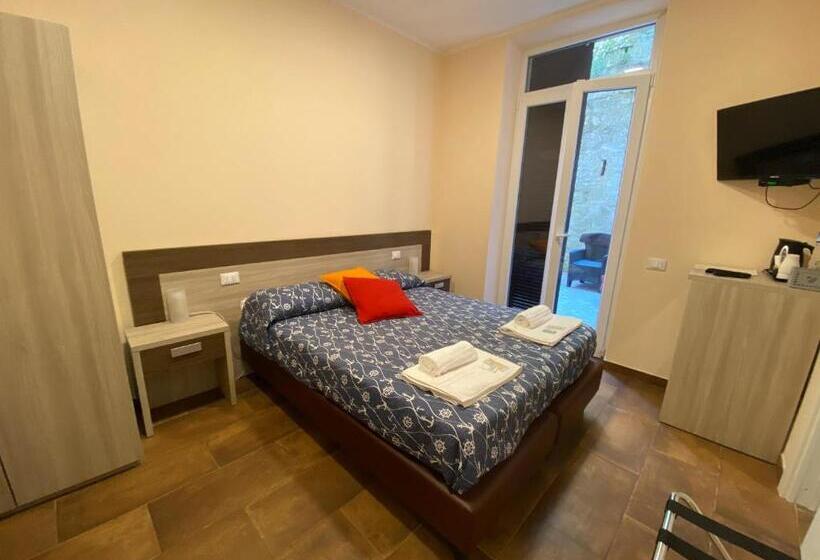 فندق Good Night Moon