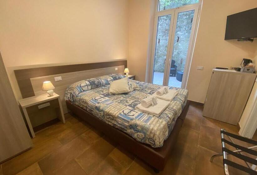 فندق Good Night Moon