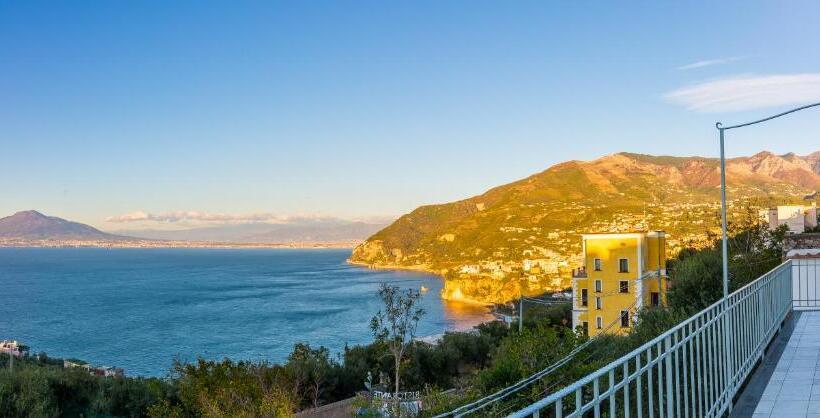 בית מלון כפרי Villa Mariagiovanna