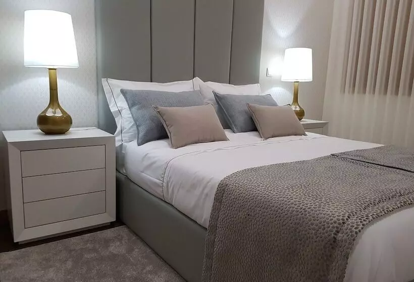 Hotelli 22 Oporto Guesthouse