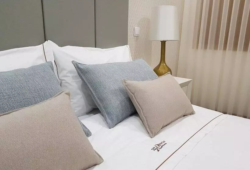 Hotelli 22 Oporto Guesthouse