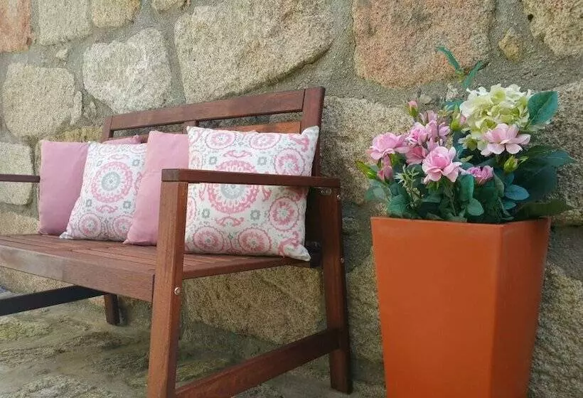 Hotelli 22 Oporto Guesthouse