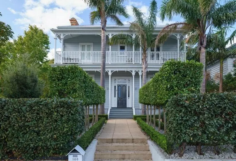 Hotelli Andelin Guest House