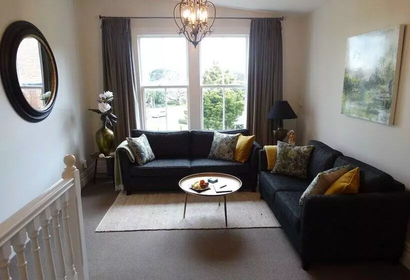 Hotelli Andelin Guest House