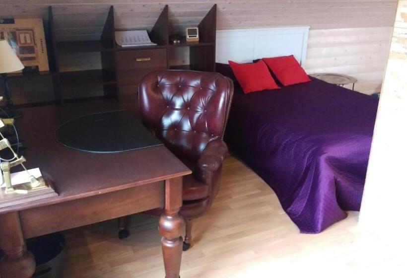 هتل Arturas Guest House