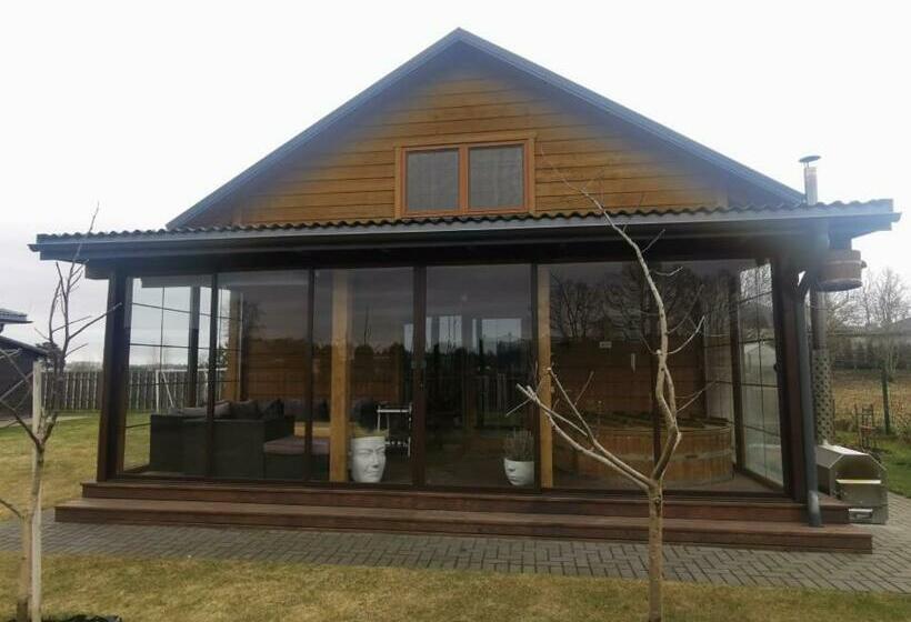 هتل Arturas Guest House