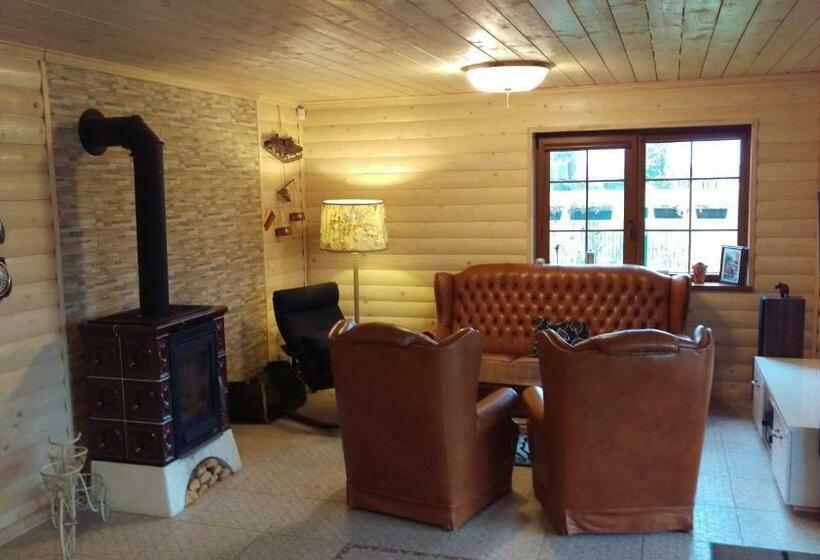 هتل Arturas Guest House