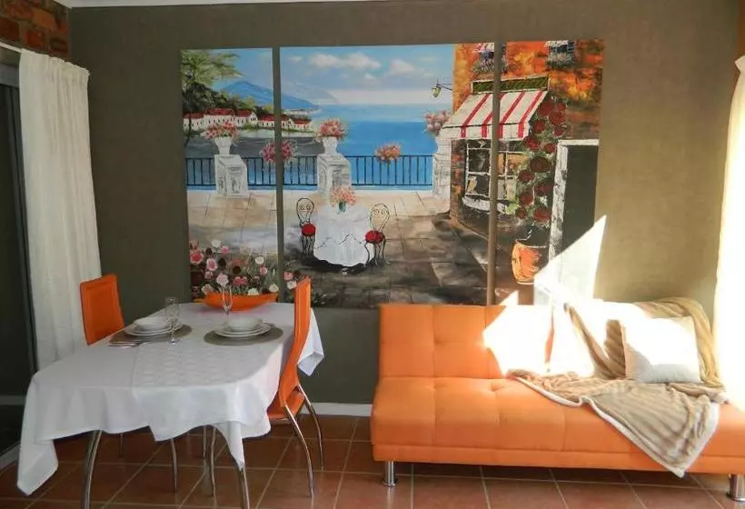 ホテル Aub Guesthouse