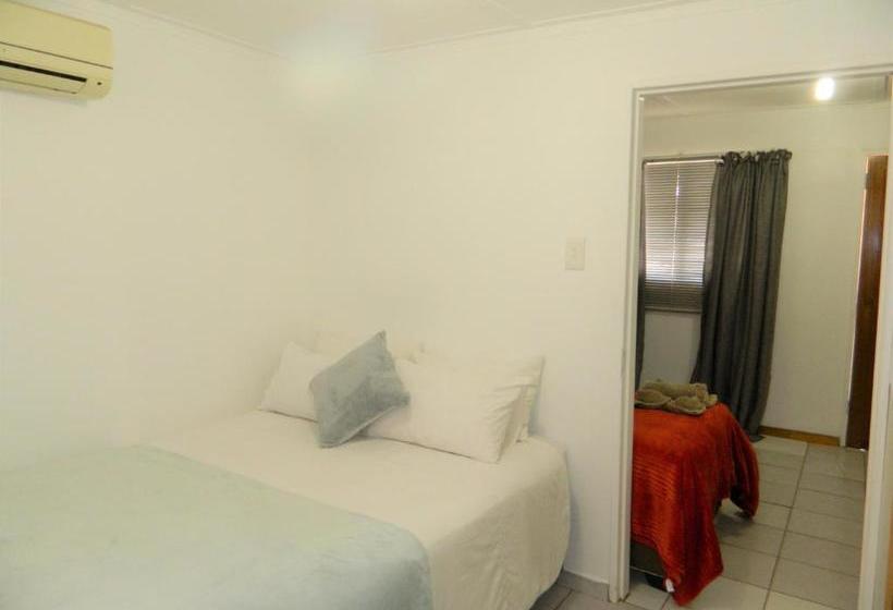 هتل Aub Guesthouse