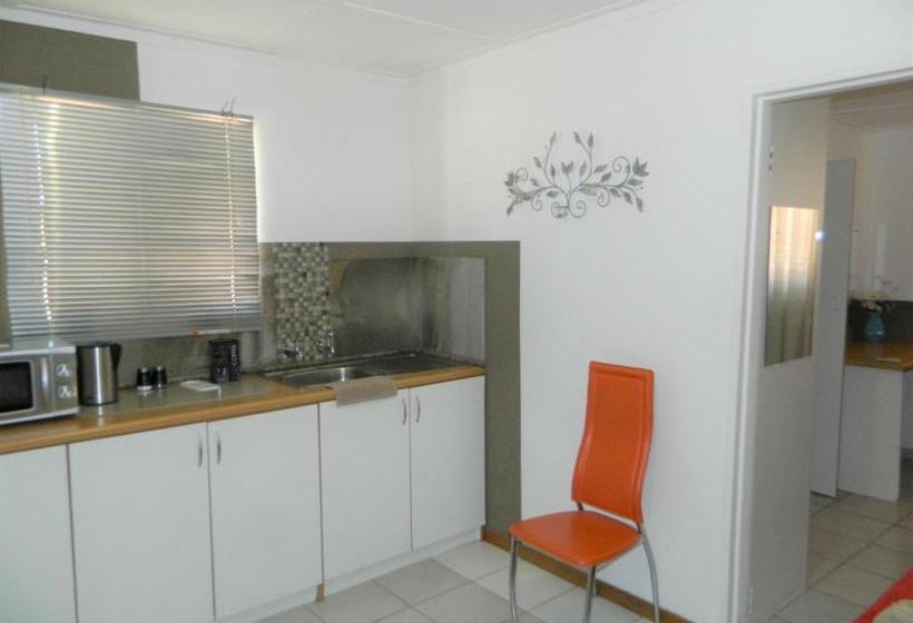 هتل Aub Guesthouse