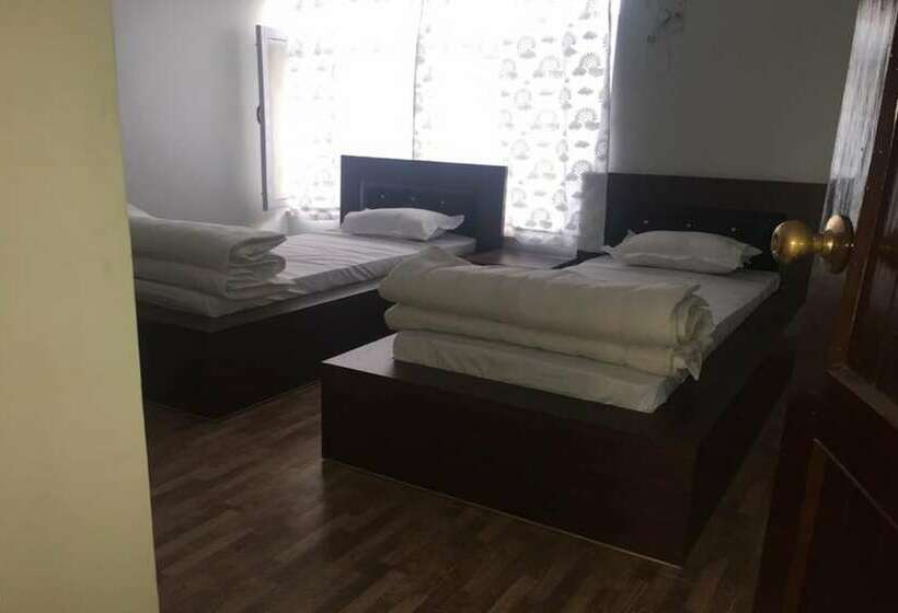 هتل Batika Om Resort