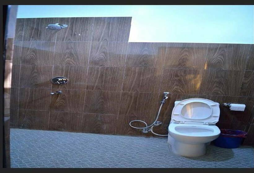 هتل Batika Om Resort