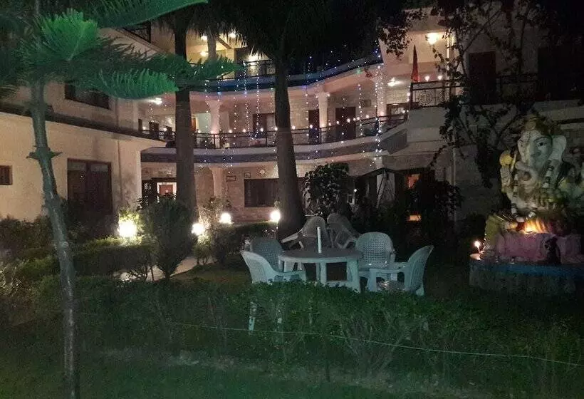 هتل Blue Planet Lodge
