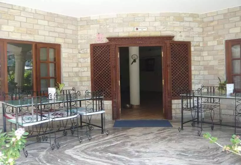هتل Blue Planet Lodge