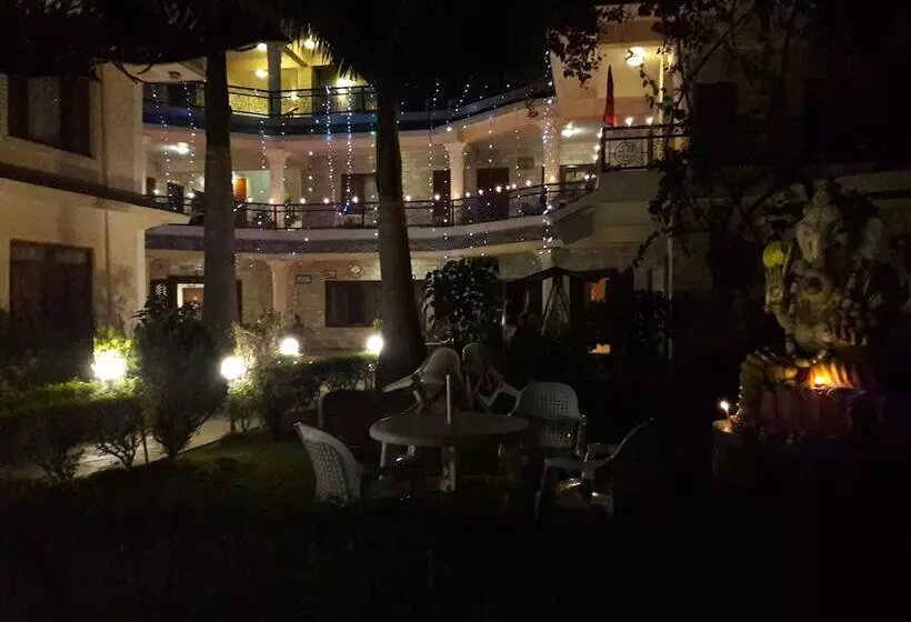 هتل Blue Planet Lodge