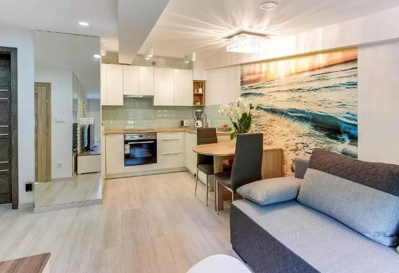 هتل Dom & House Apartments Glamour Sopot