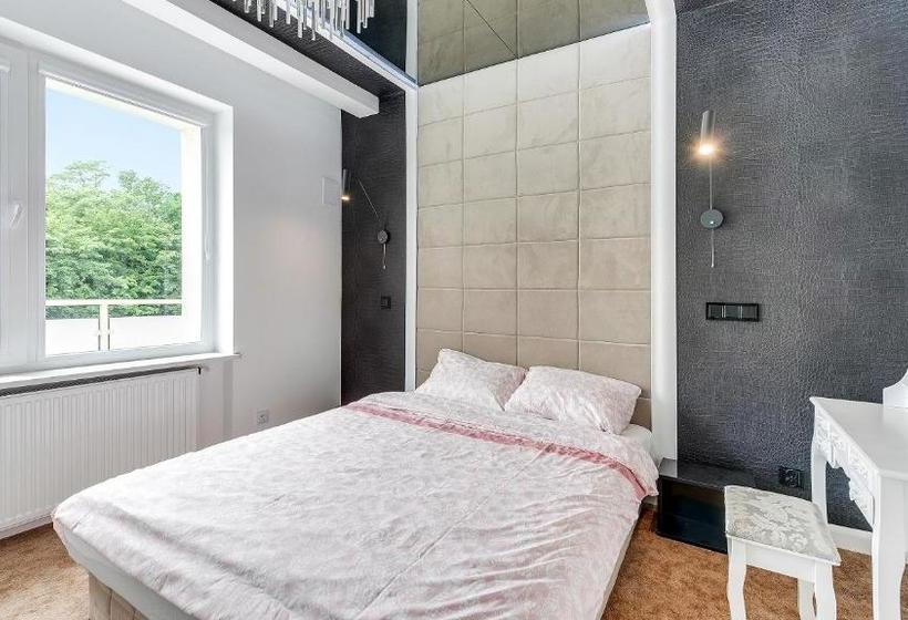 فندق Dom & House Apartments Glamour Sopot