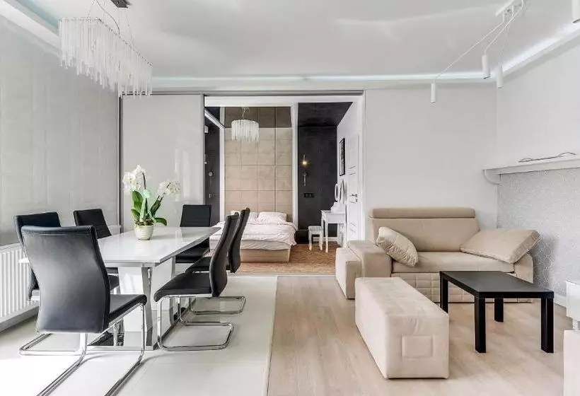 هتل Dom & House Apartments Glamour Sopot