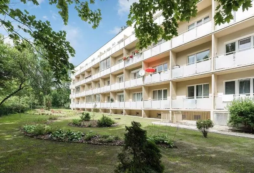 هتل Dom & House Apartments Glamour Sopot
