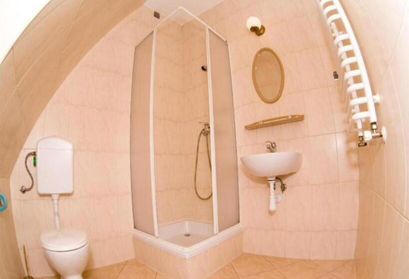 בית מלון כפרי Dom Wypoczynkowy Tulipan