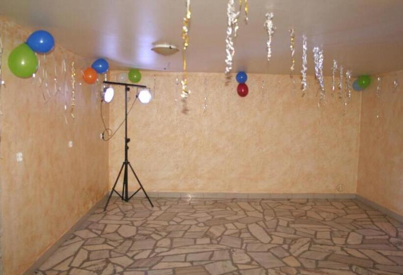 בית מלון כפרי Dom Wypoczynkowy Tulipan