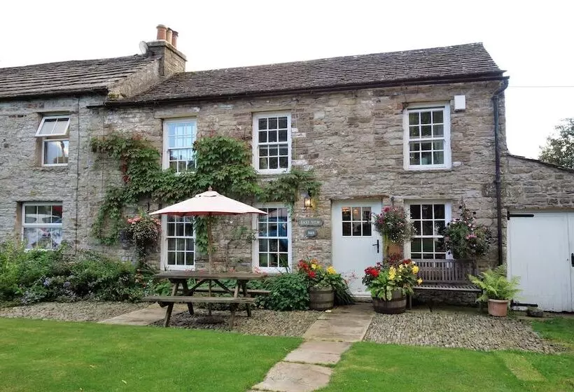 Hotelli Eastview Bed And Breakfast