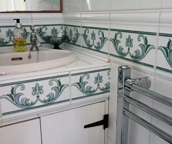 Hotelli Eastview Bed And Breakfast